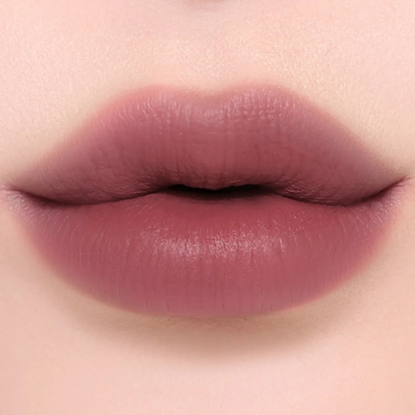 Two-in-One Velvet & Gloss Lip Tint — Matte & Shine in One Swipe
