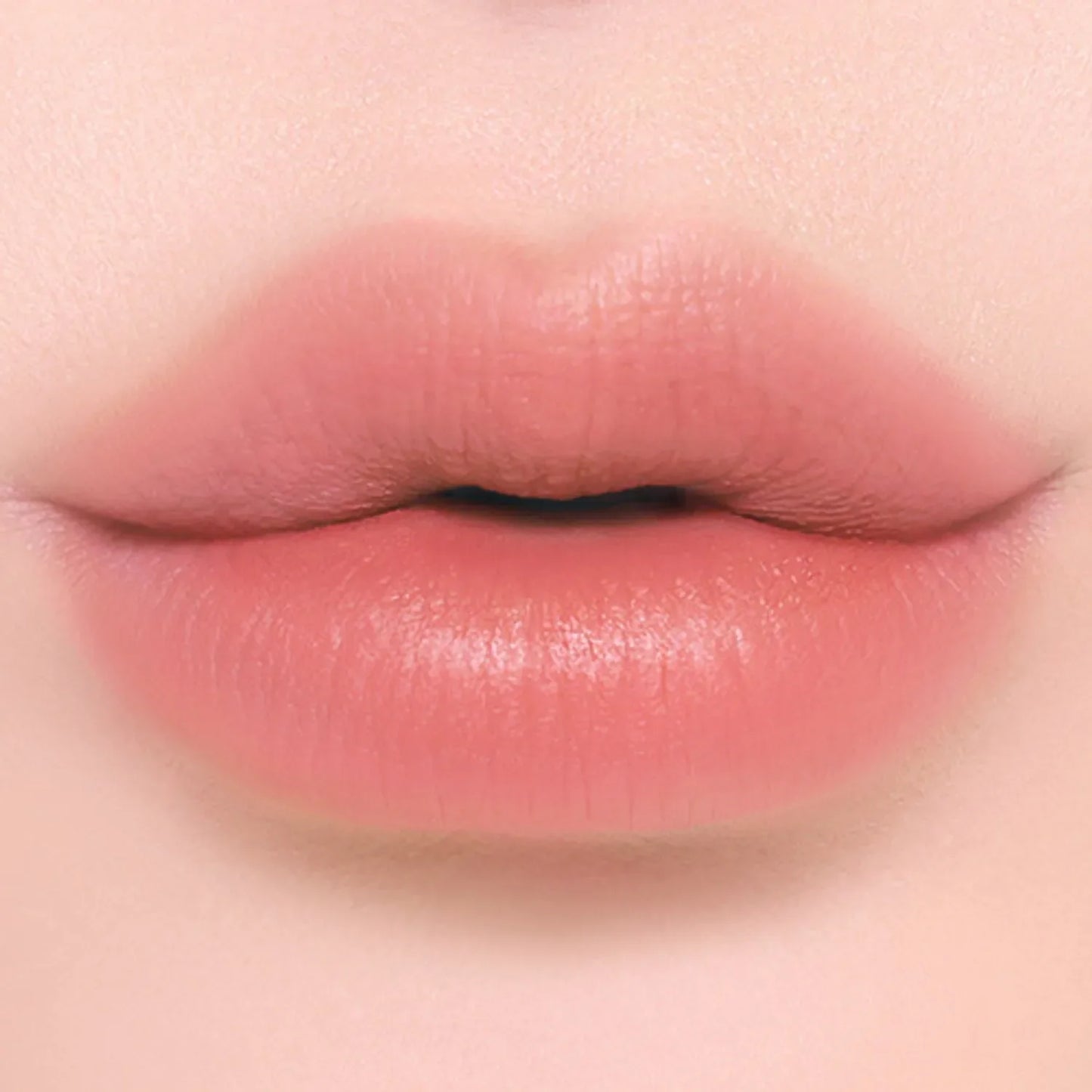 Two-in-One Velvet & Gloss Lip Tint — Matte & Shine in One Swipe